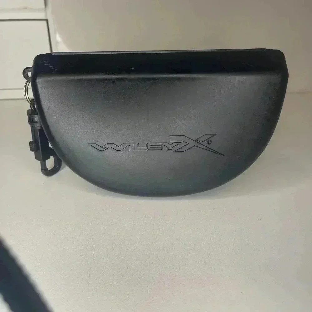 WILEY X  sunglass made in Italy, for bicker, motorcyclist anyone, with dry eyes